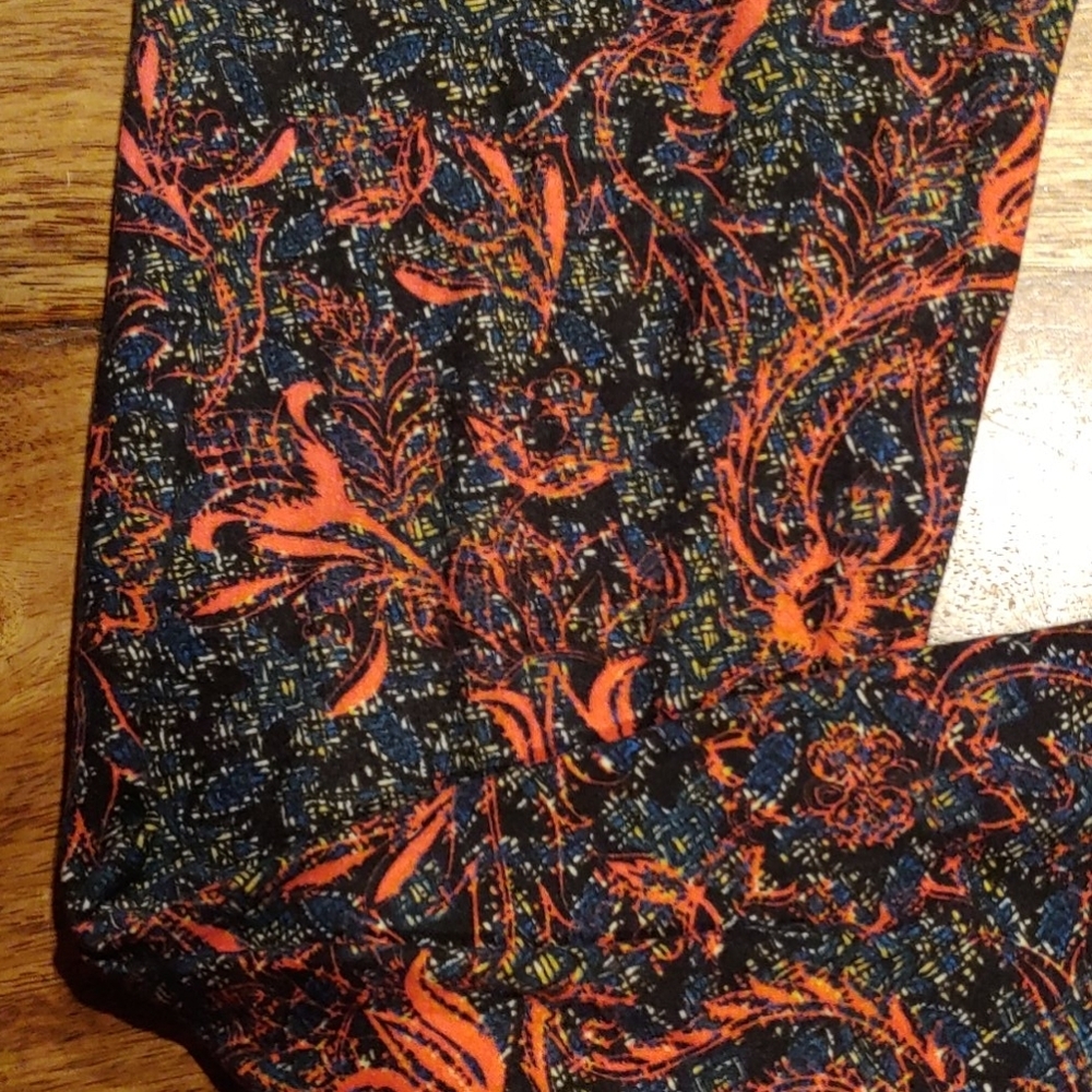 LulaRoe Leggings One Size - Picture 2 of 4